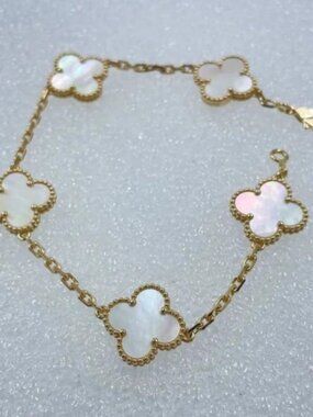 ✅Van Cleef & Arpels bracelet